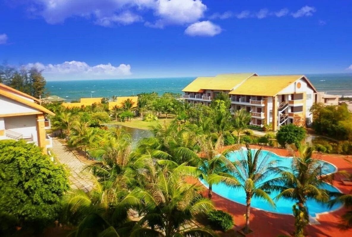 Отель Blue Bay Mui Ne Resort & Spa 4*